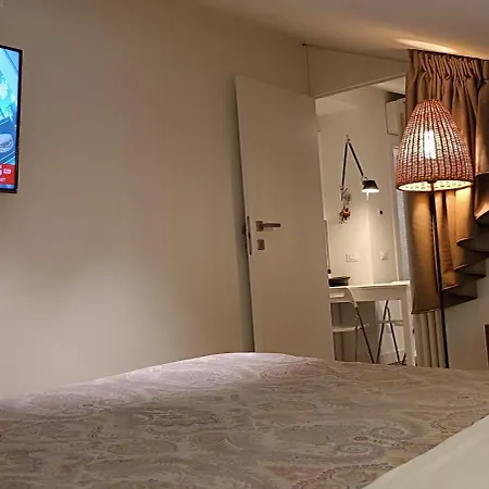 Casa Doni Апартаменты Рим